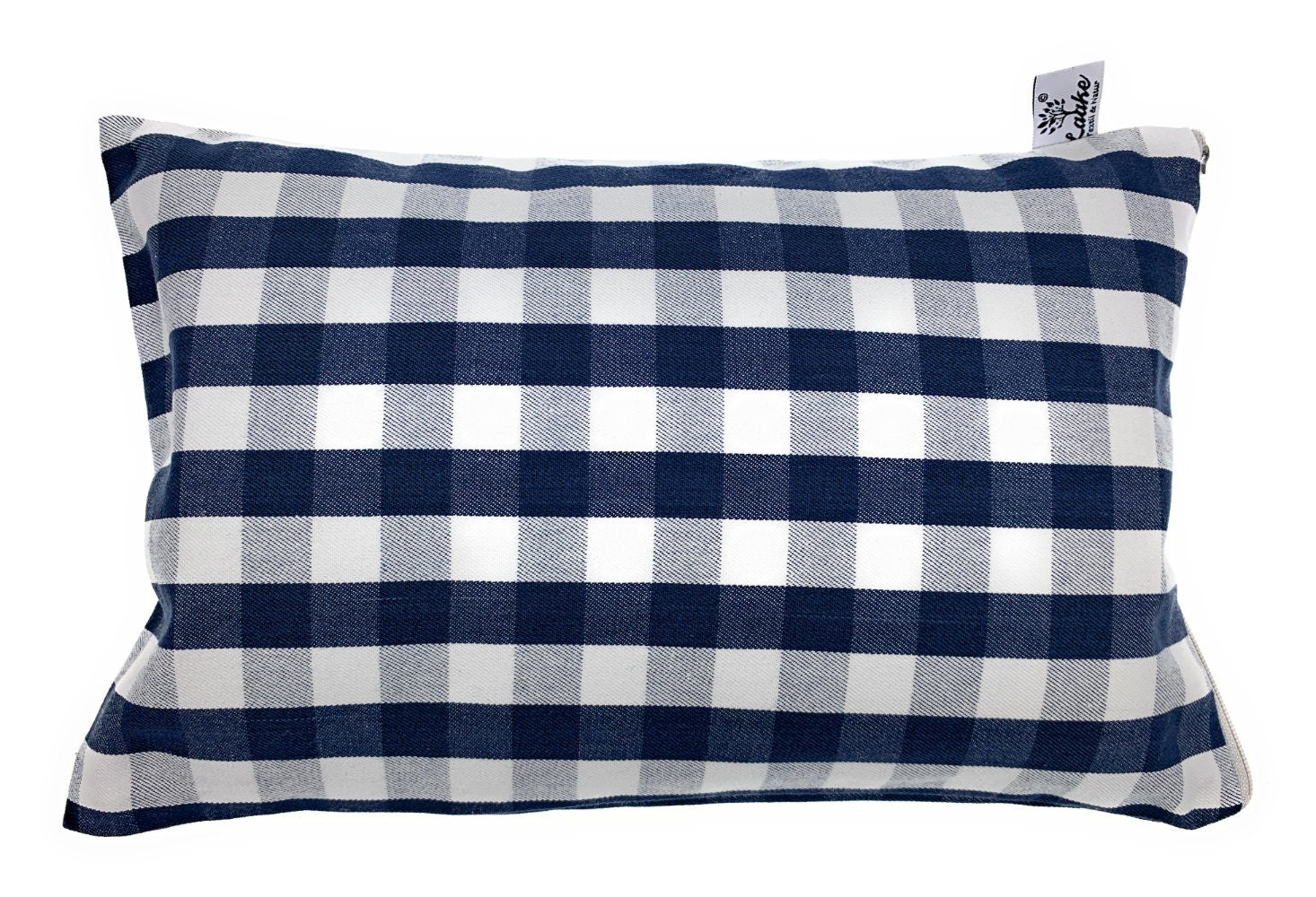 Swiss stone pine cushion Blue-white-checkered cotton filled with Tyrolean pine wood | Dimensions: 30 x 20 x 9 cm